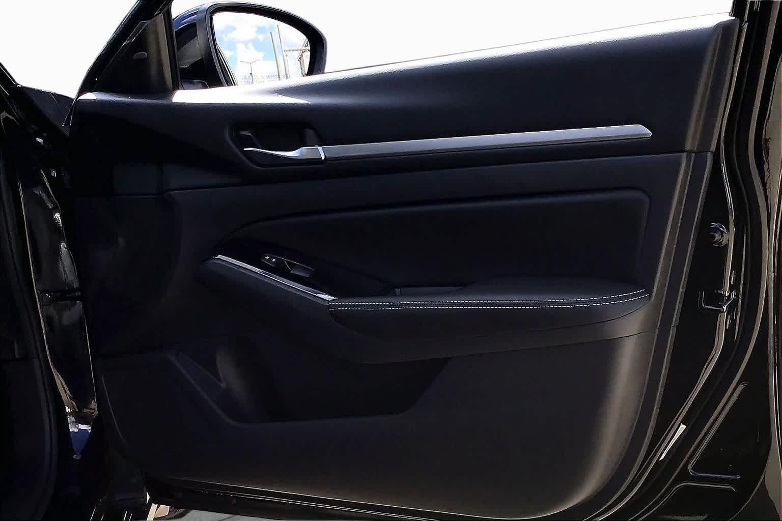 2023 Nissan Altima 2.5 SV Super Black at Auto Boutique Texas