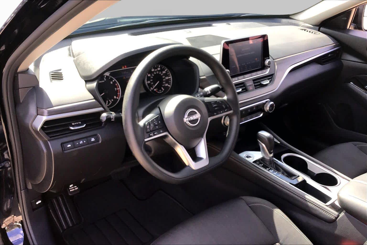 2023 Nissan Altima 2.5 SV Super Black at Auto Boutique Texas