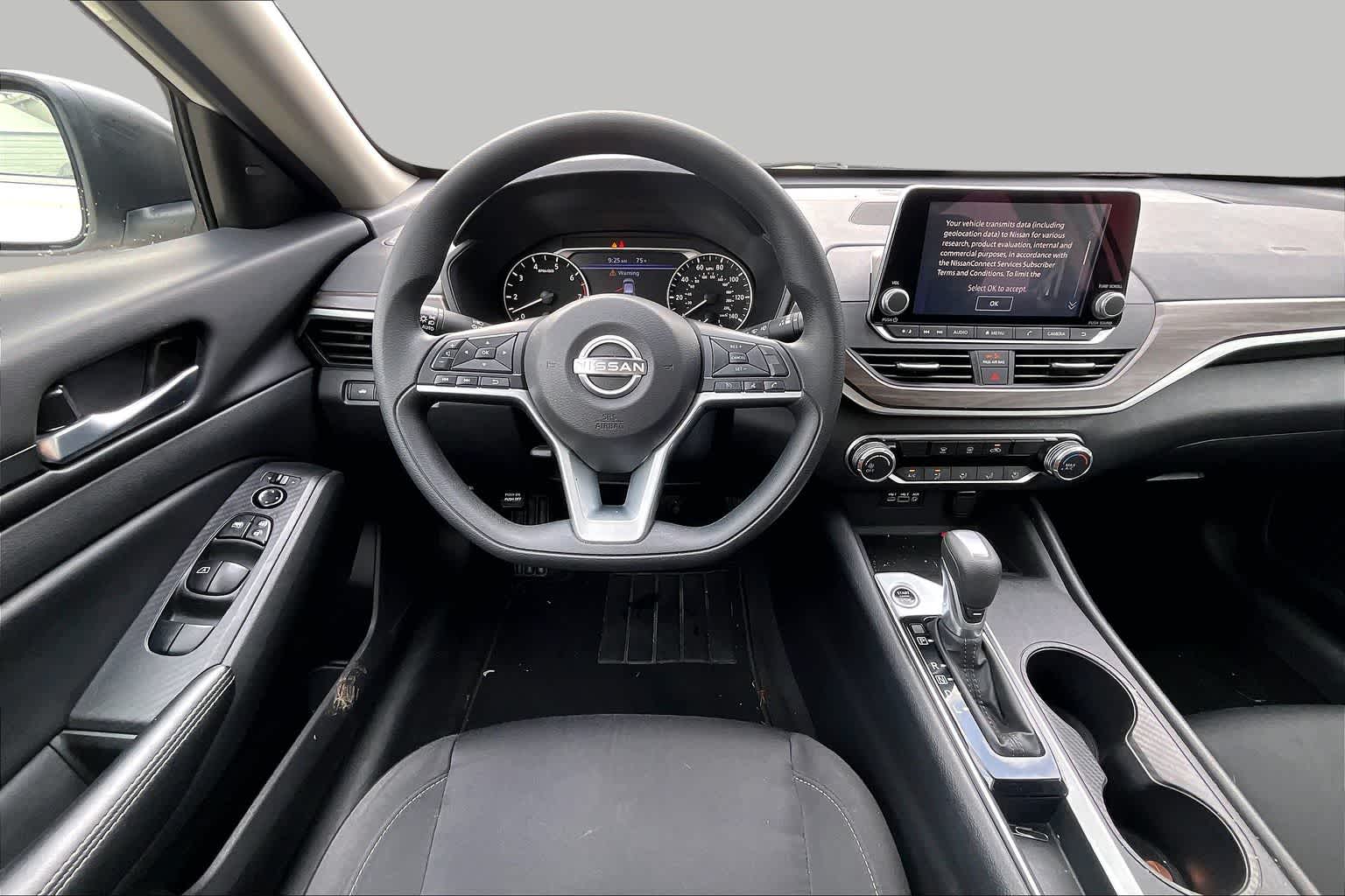 2025 Nissan Altima SV - 5