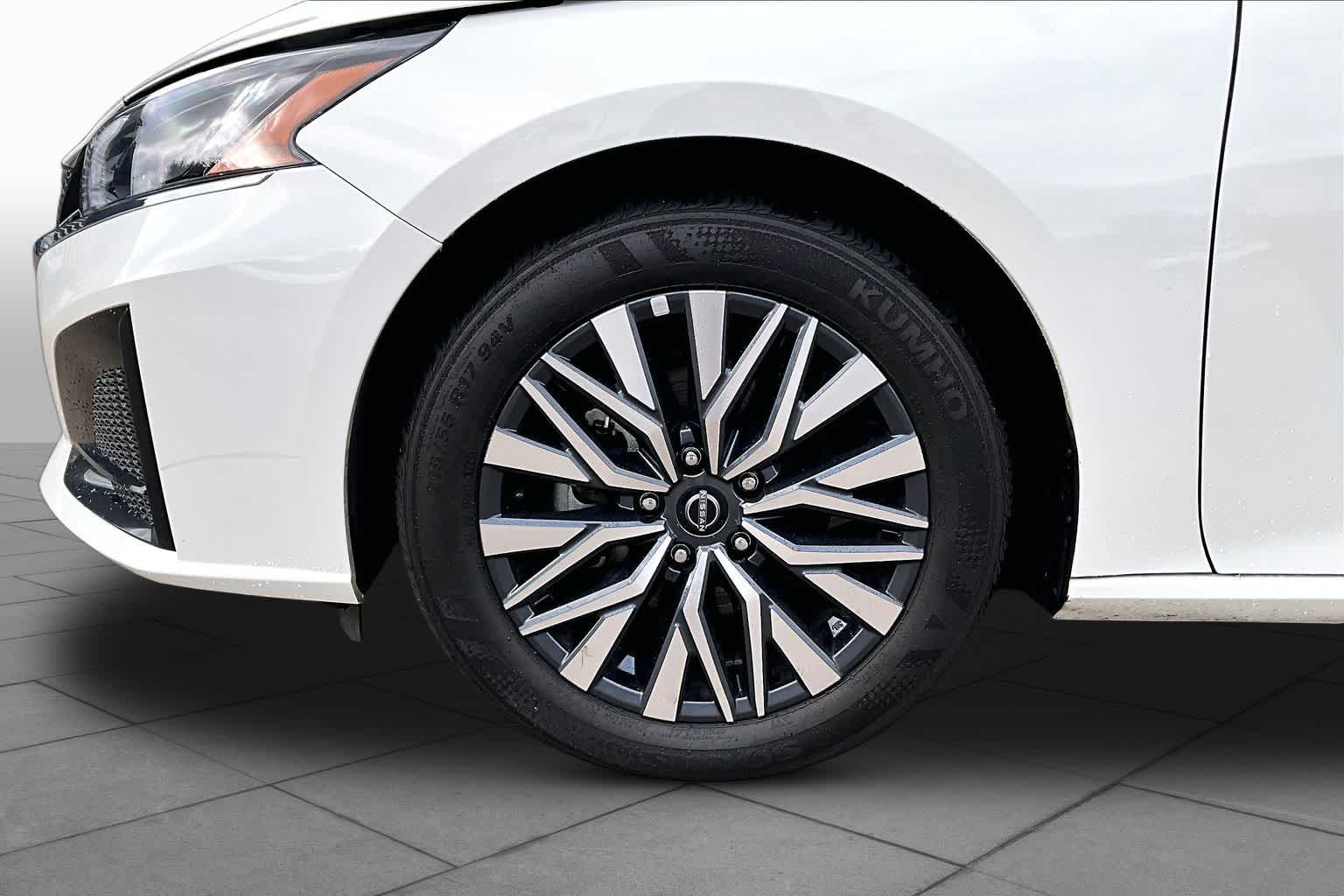 2025 Nissan Altima SV - 9