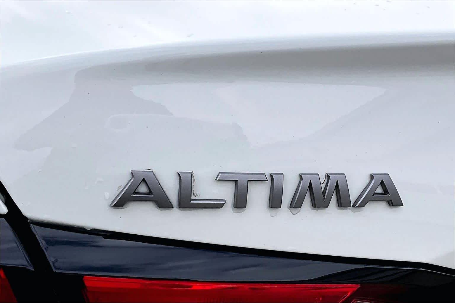2025 Nissan Altima SV Glacier White at Lexus of Clear Lake