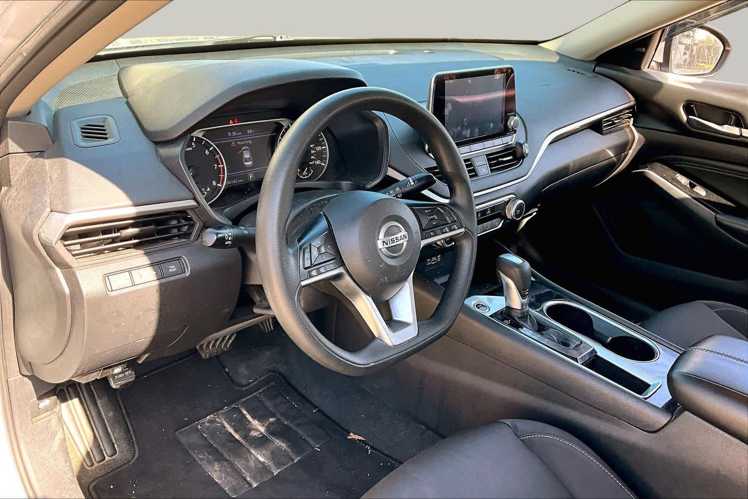 2021 Nissan Altima 2.5 SV Brilliant Silver Metallic at HGreg Houston