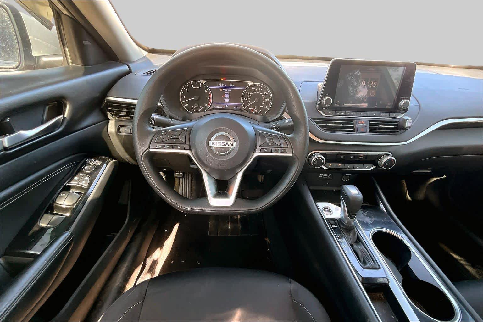 2021 Nissan Altima 2.5 SV Brilliant Silver Metallic at HGreg Houston
