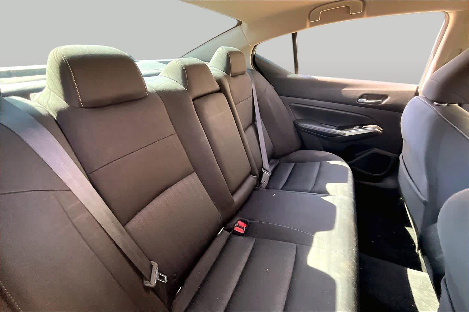 2021 Nissan Altima 2.5 SV Brilliant Silver Metallic at HGreg Houston