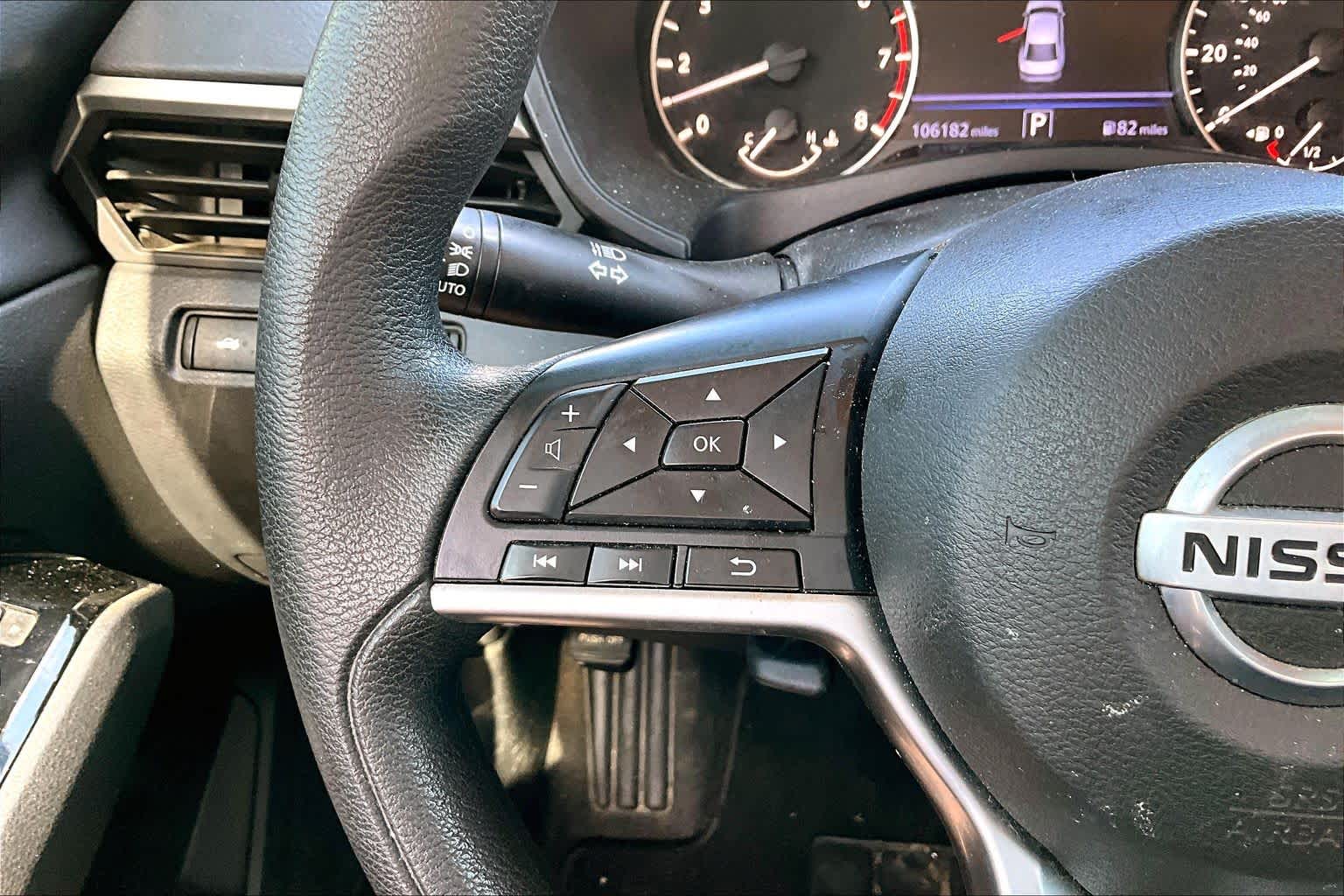 2021 Nissan Altima 2.5 SV Brilliant Silver Metallic at HGreg Houston
