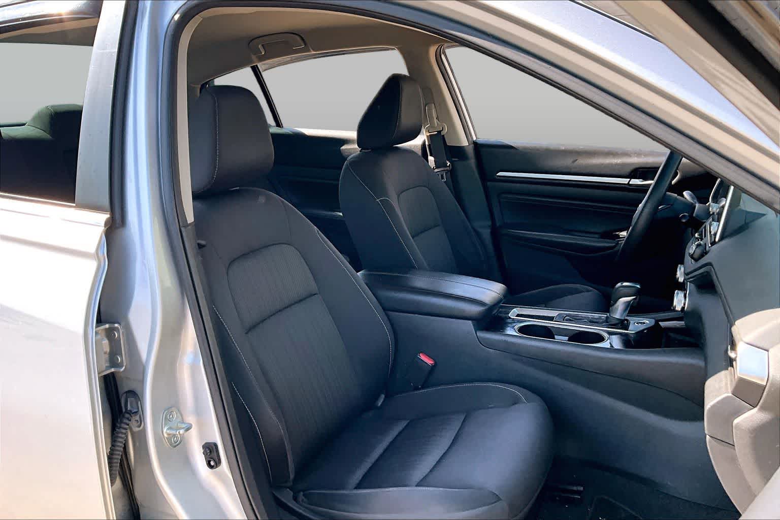 2021 Nissan Altima 2.5 SV Brilliant Silver Metallic at Honda of Clear Lake