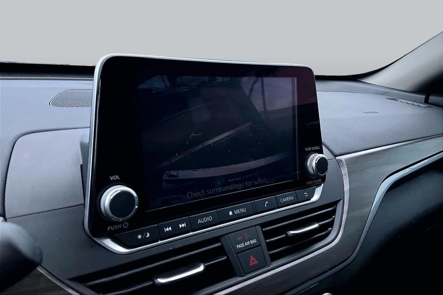 2023 Nissan Altima photo 27 of 35