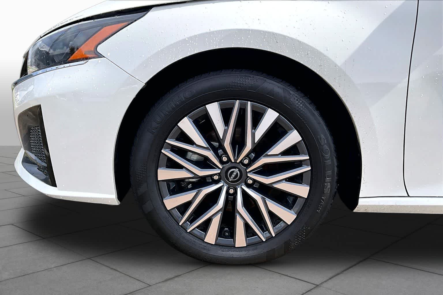2025 Nissan Altima SV - 9