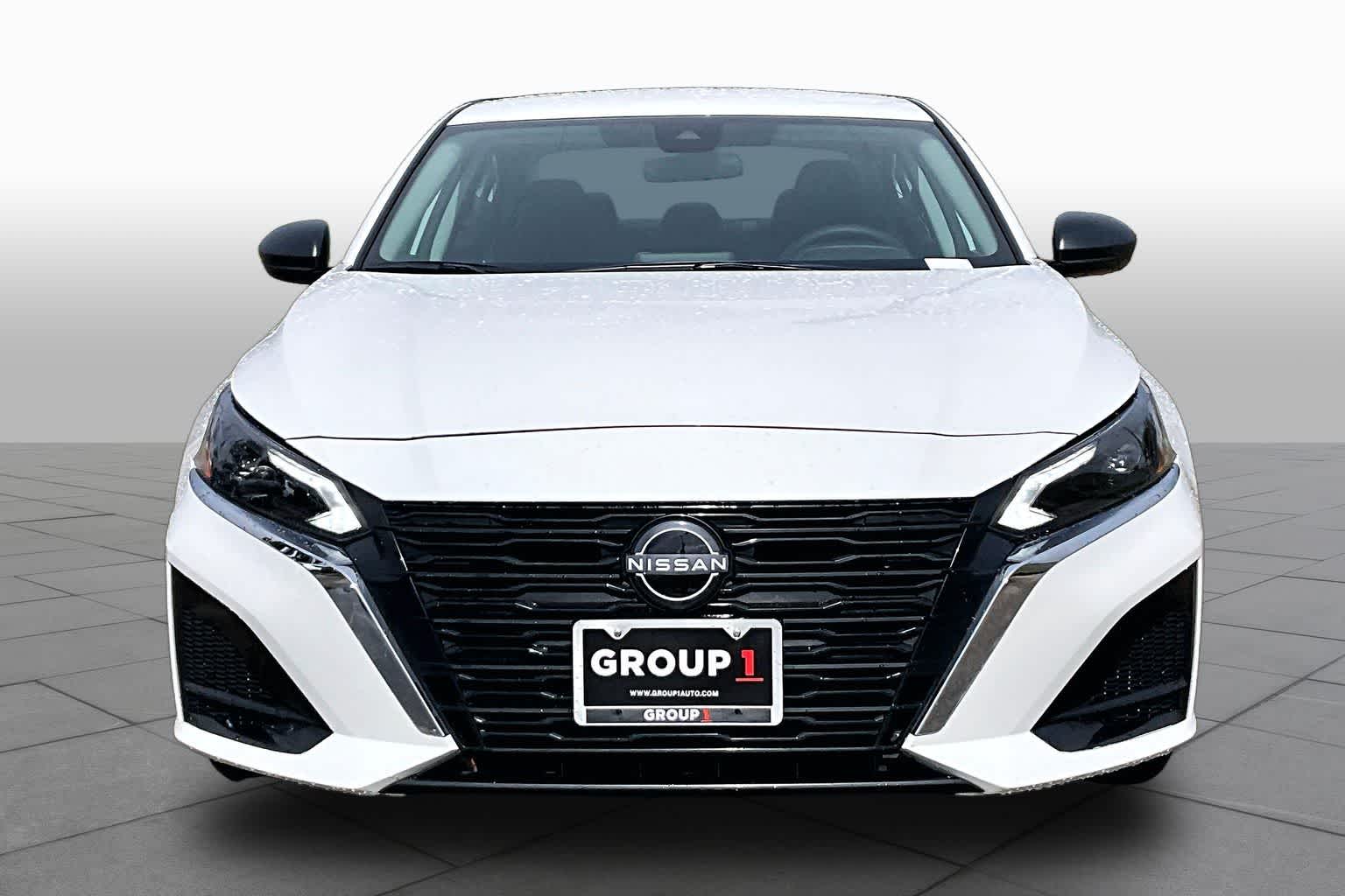 2025 Nissan Altima SV - 3