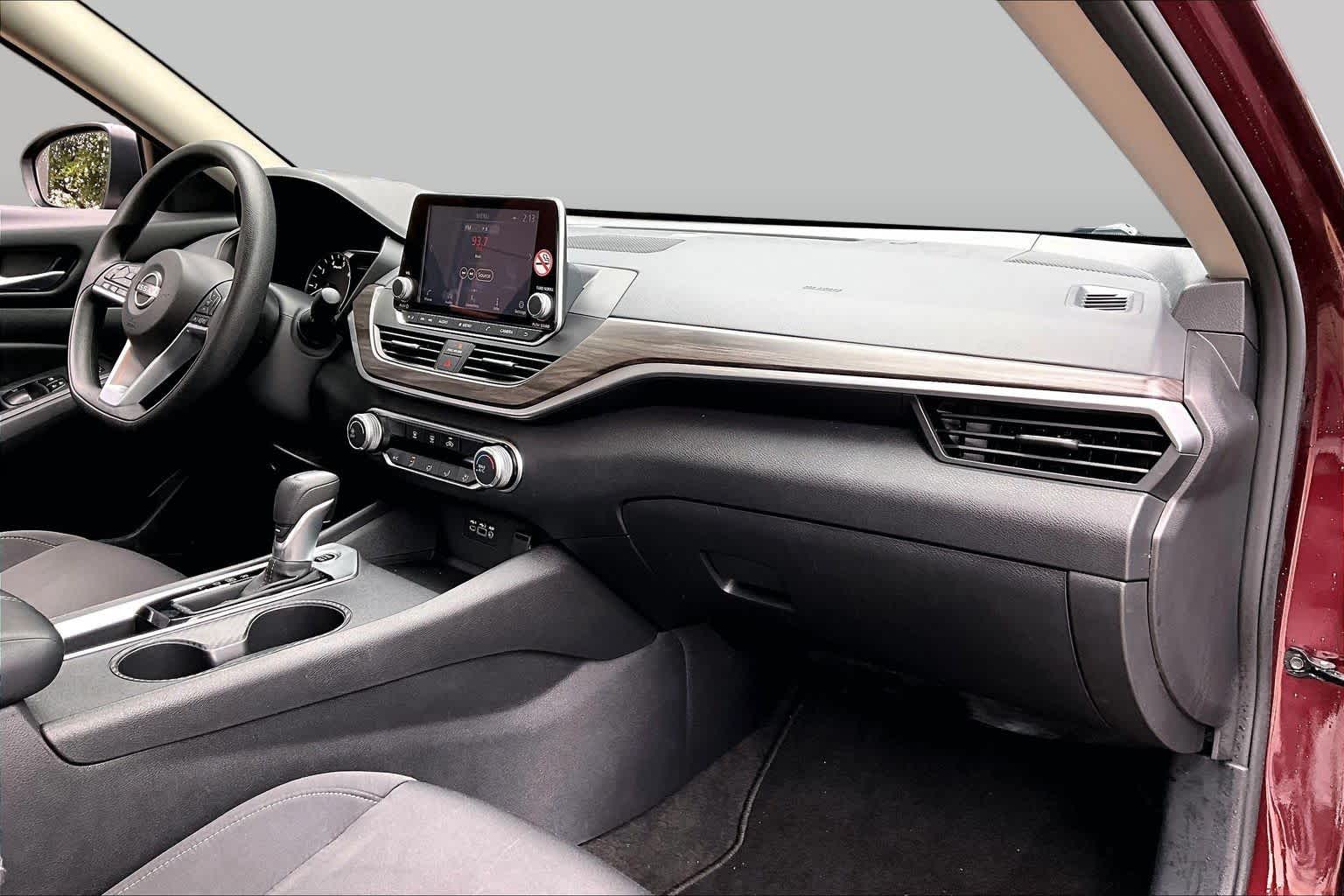 2025 Nissan Altima SV Garnet Pearl Metallic at Sterling McCall Nissan