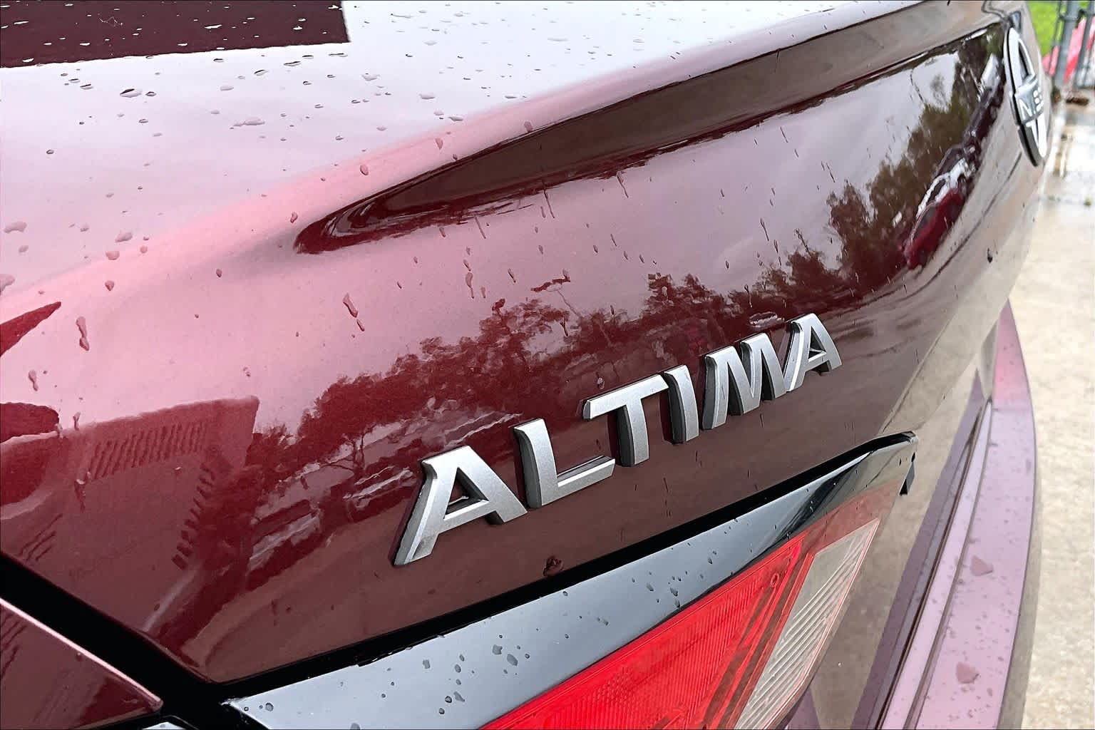2025 Nissan Altima SV Garnet Pearl Metallic at Sterling McCall Nissan
