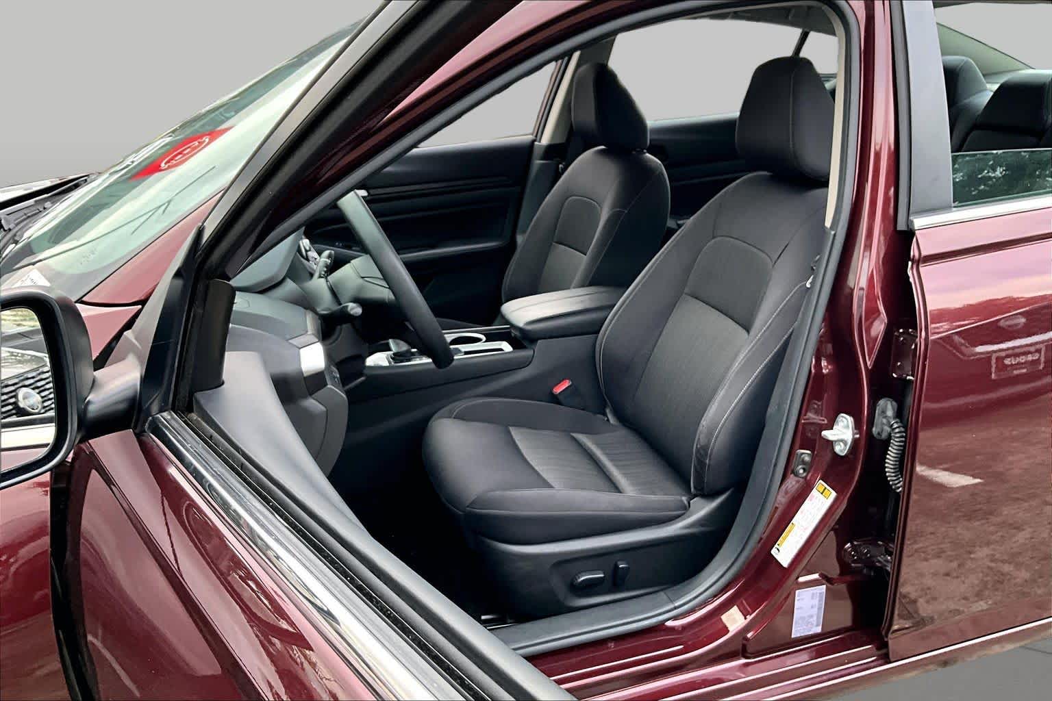 2024 Nissan Altima 2.5 SV Garnet Pearl Metallic at HGreg Houston