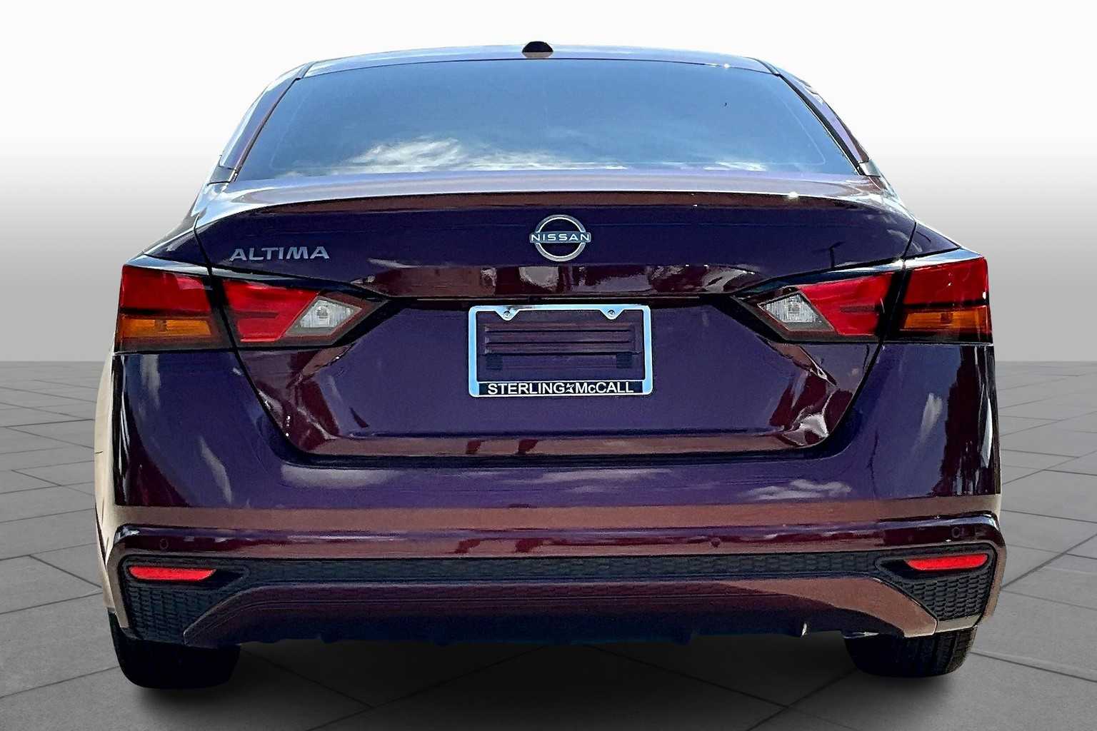 2025 Nissan Altima SV Garnet Pearl Metallic at Lone Star Chevrolet