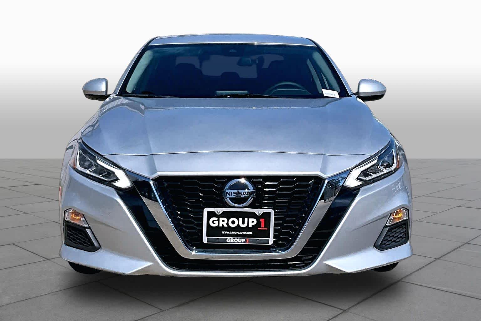 2022 Nissan Altima 2.5 SV Brilliant Silver Metallic at Lexus of Clear Lake