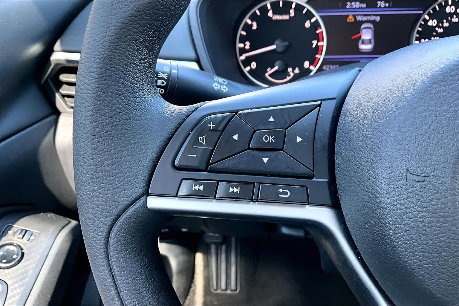 2022 Nissan Altima 2.5 SV Brilliant Silver Metallic at Lexus of Clear Lake