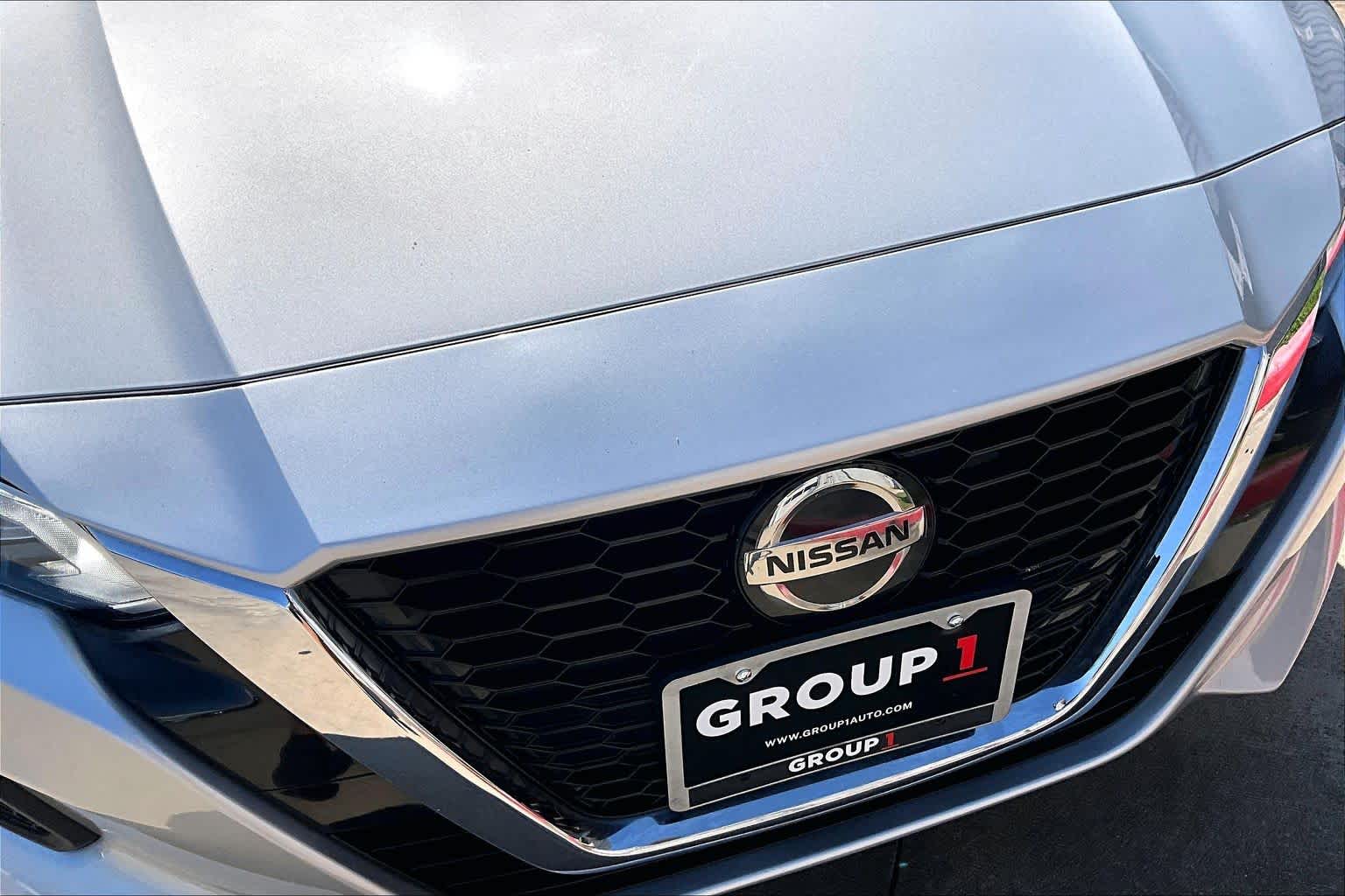 2022 Nissan Altima 2.5 SV Brilliant Silver Metallic at Lexus of Clear Lake