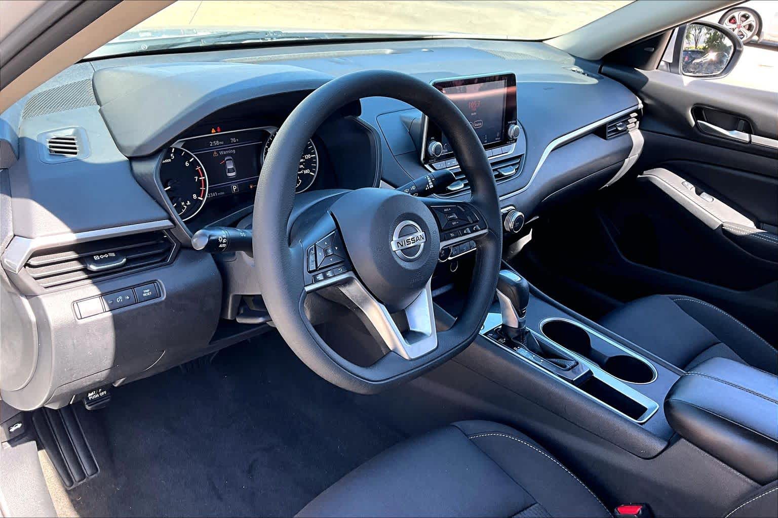 2022 Nissan Altima 2.5 SV Brilliant Silver Metallic at Lexus of Clear Lake