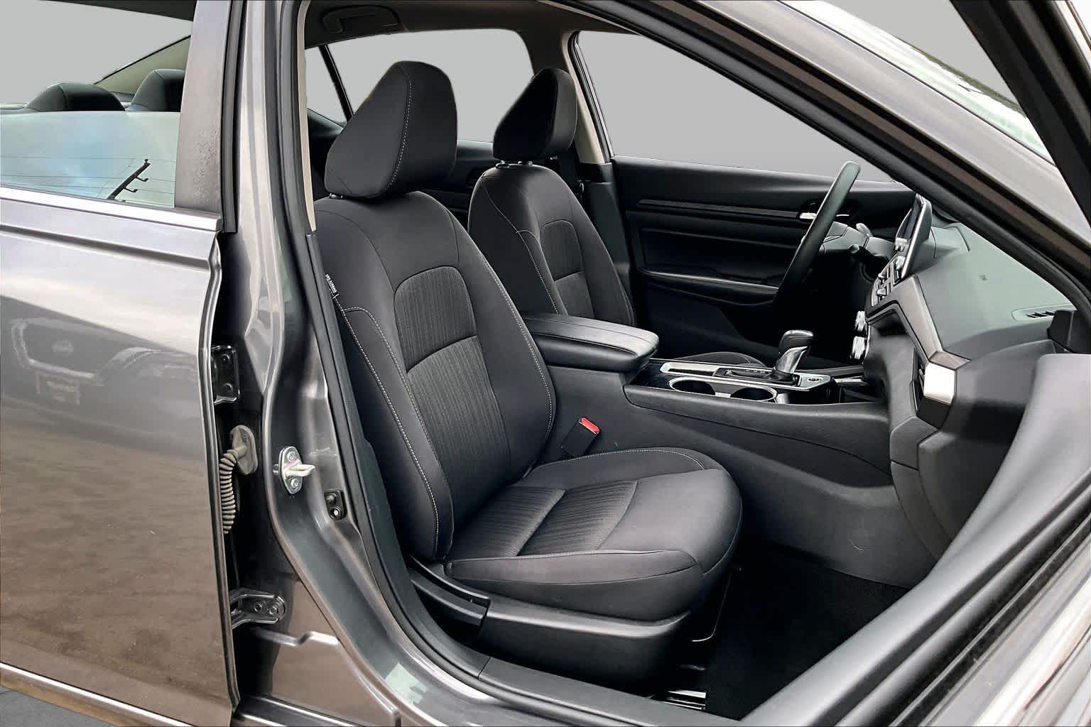 2024 Nissan Altima 2.5 SV Gun Metallic at HGreg Houston