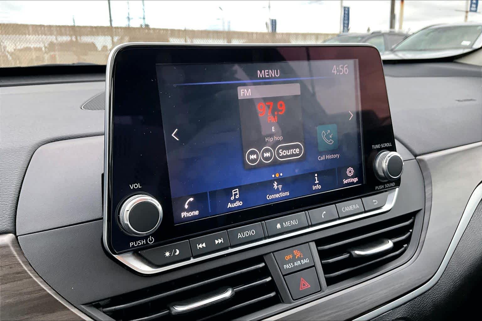 2024 Nissan Altima 2.5 SV Gun Metallic at HGreg Houston