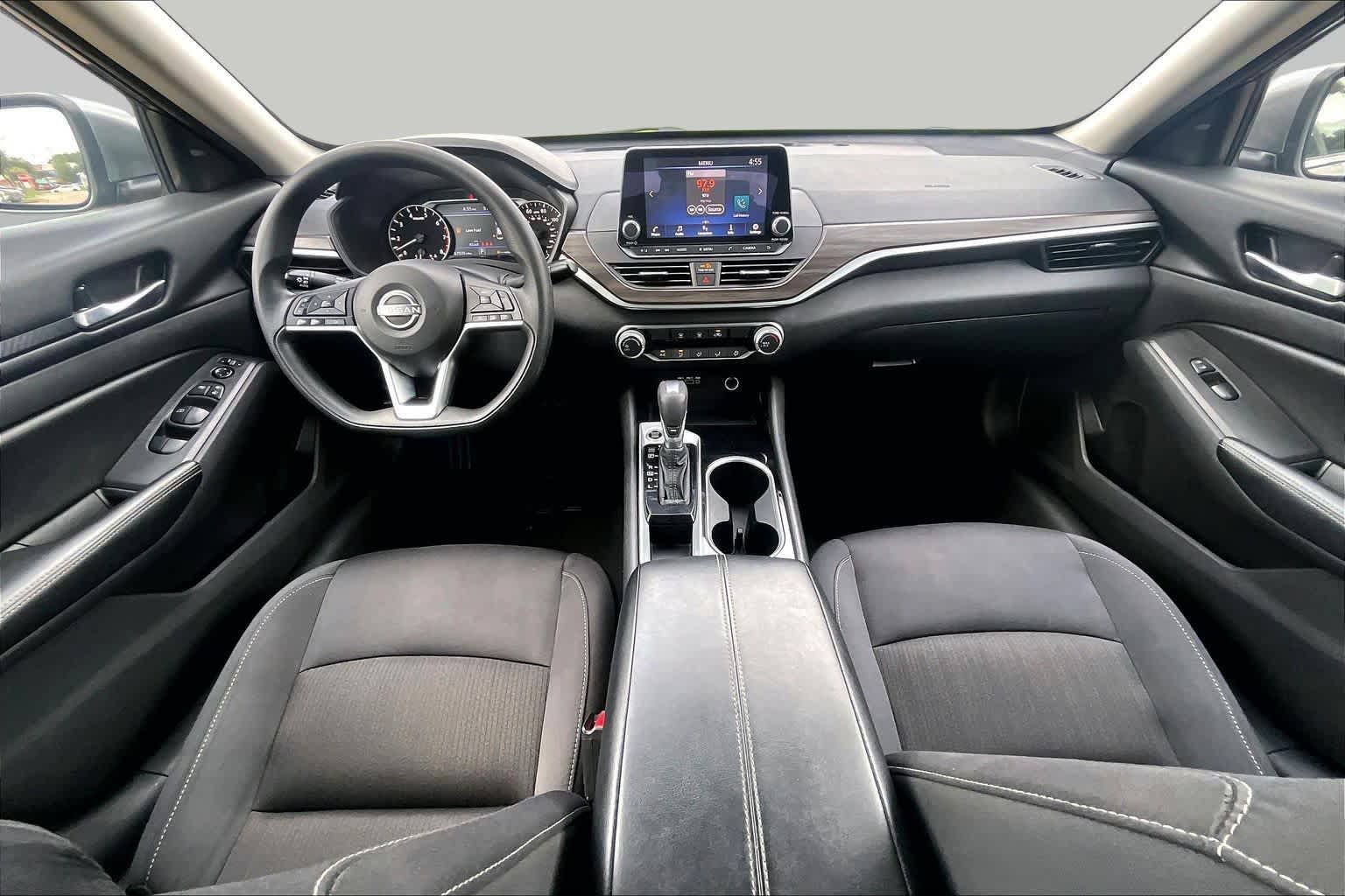2024 Nissan Altima 2.5 SV Gun Metallic at HGreg Houston