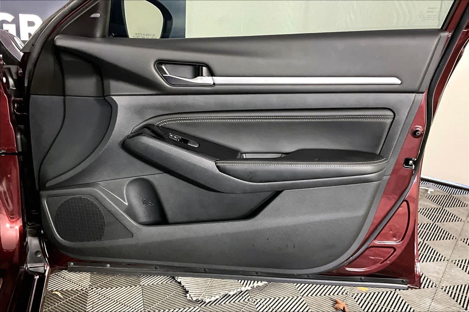 2023 Nissan Altima 2.5 SL Garnet Pearl Metallic at BMW of West Houston