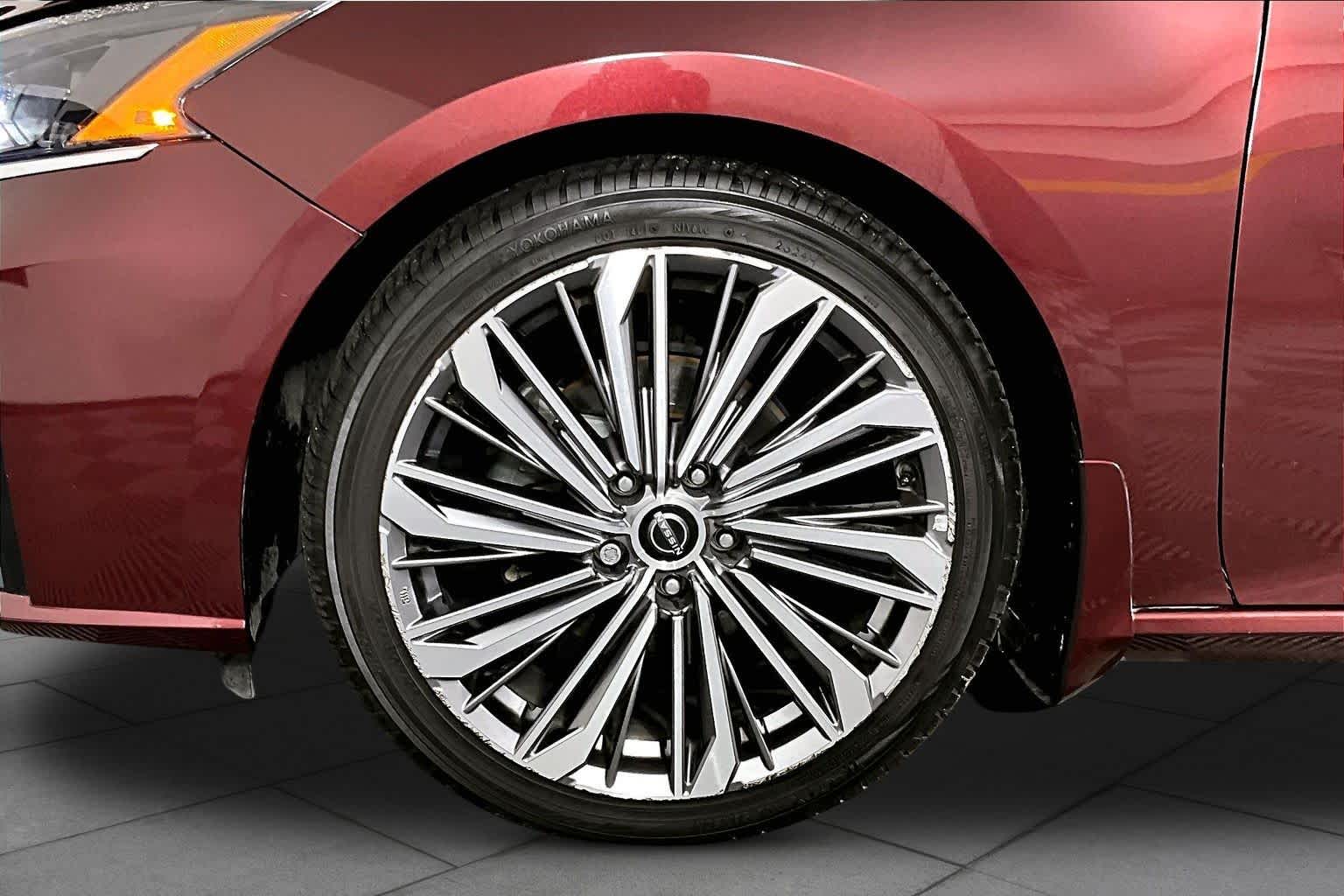 2023 Nissan Altima 2.5 SL Garnet Pearl Metallic at Honda of Clear Lake
