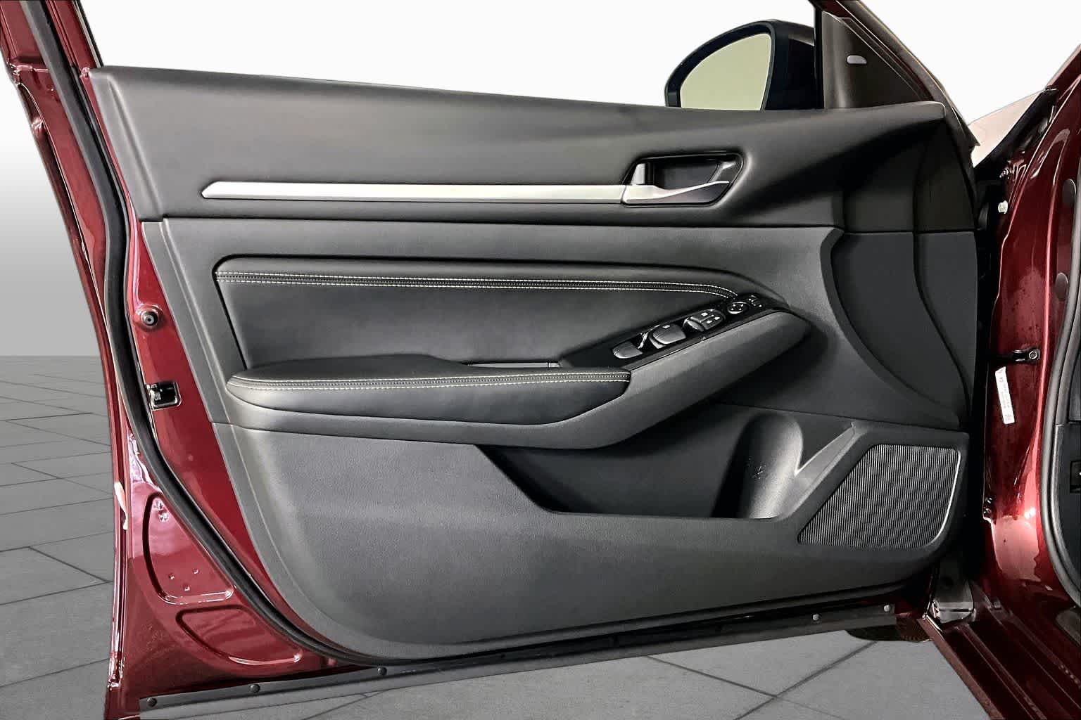 2023 Nissan Altima 2.5 SL Garnet Pearl Metallic at Honda of Clear Lake