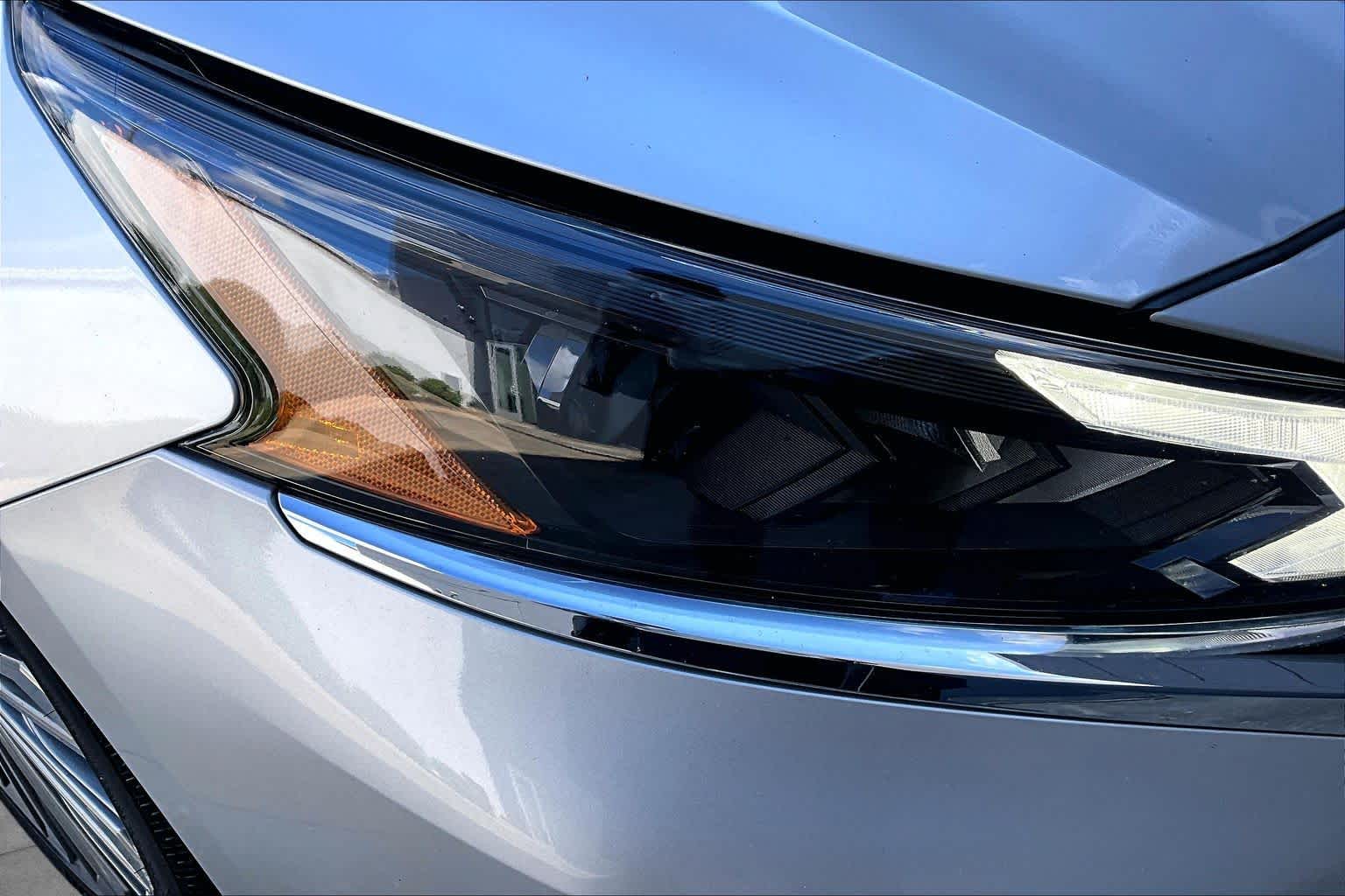 2024 Nissan Altima 2.5 SL Brilliant Silver Metallic at Sterling McCall Nissan