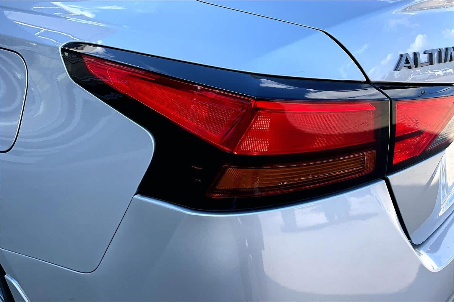 2024 Nissan Altima 2.5 SL Brilliant Silver Metallic at Sterling McCall Nissan