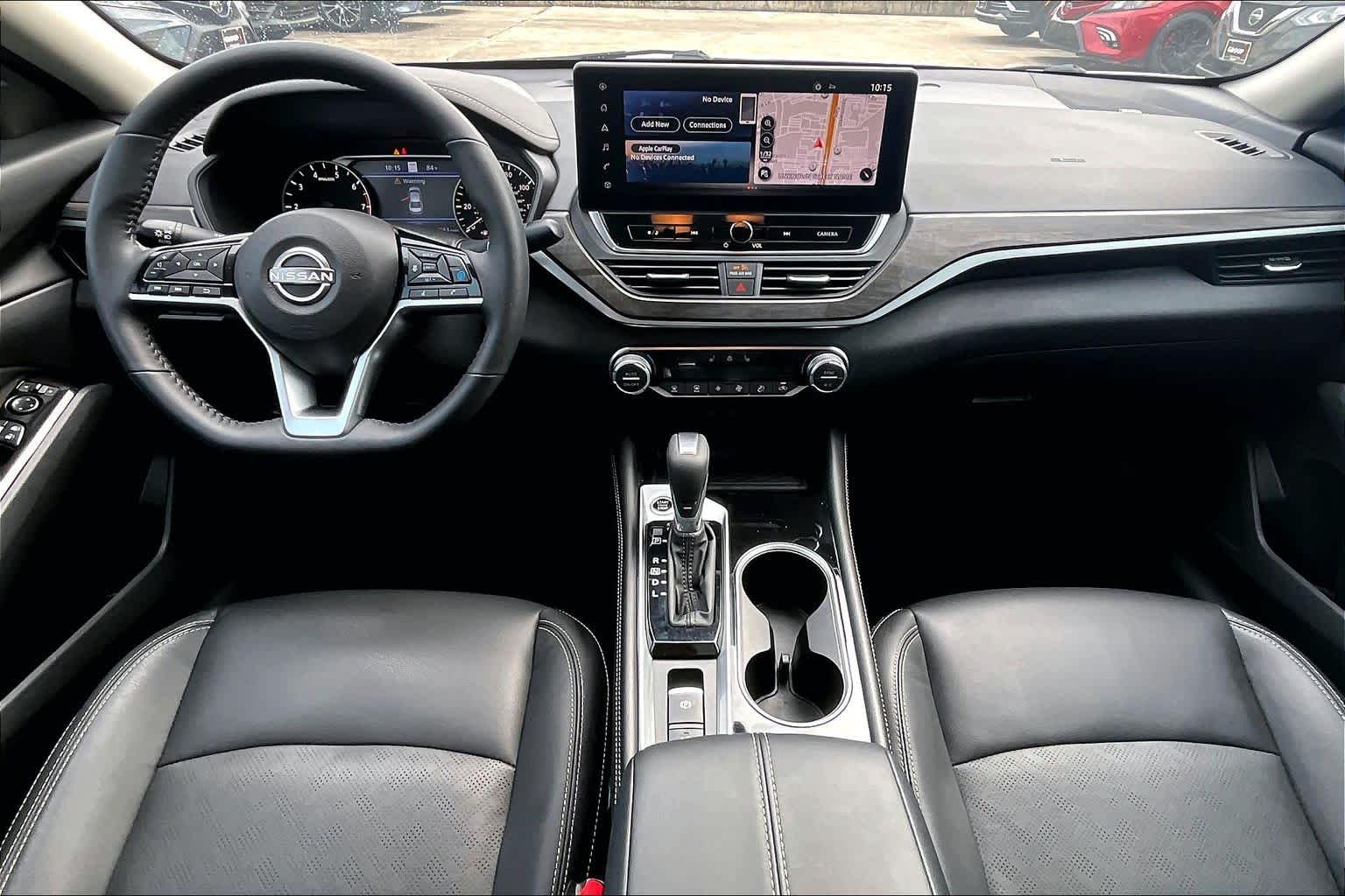 2024 Nissan Altima 2.5 SL Pearl White Tricoat at Sterling McCall Nissan