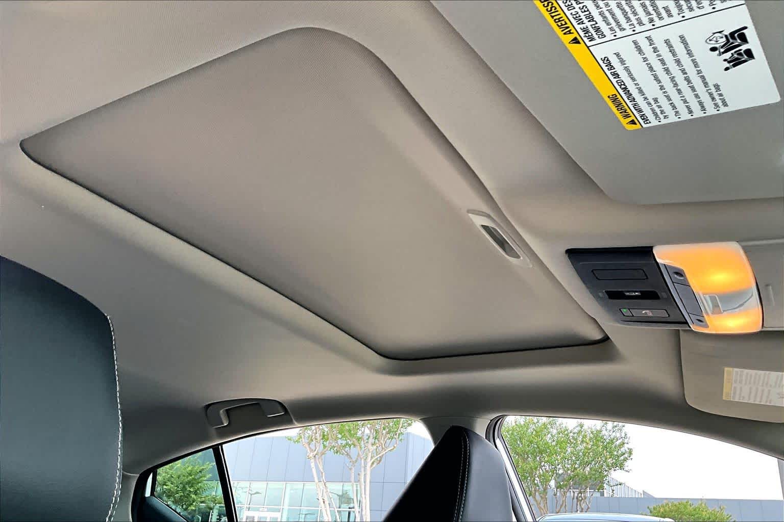 2024 Nissan Altima 2.5 SL Pearl White Tricoat at Sterling McCall Nissan