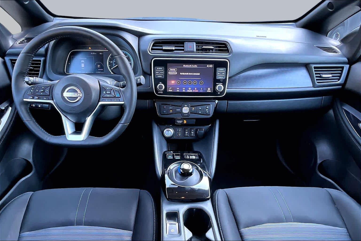 2024 Nissan LEAF photo 14 of 33