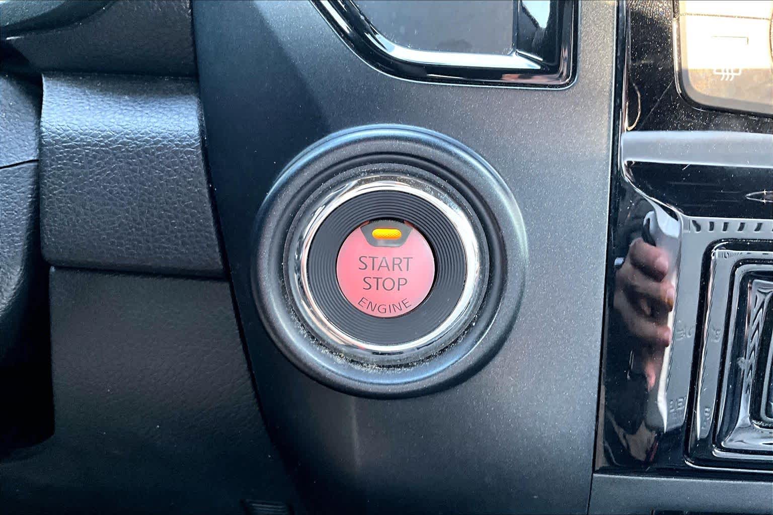 2023 Nissan Titan SV Glacier White at Beck & Masten Kia
