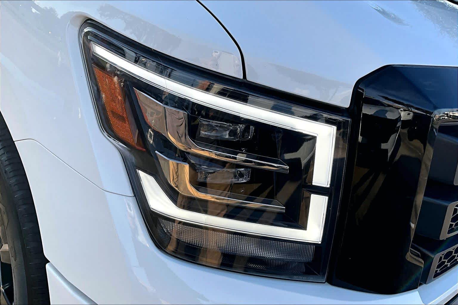 2023 Nissan Titan SV Glacier White at Beck & Masten Kia
