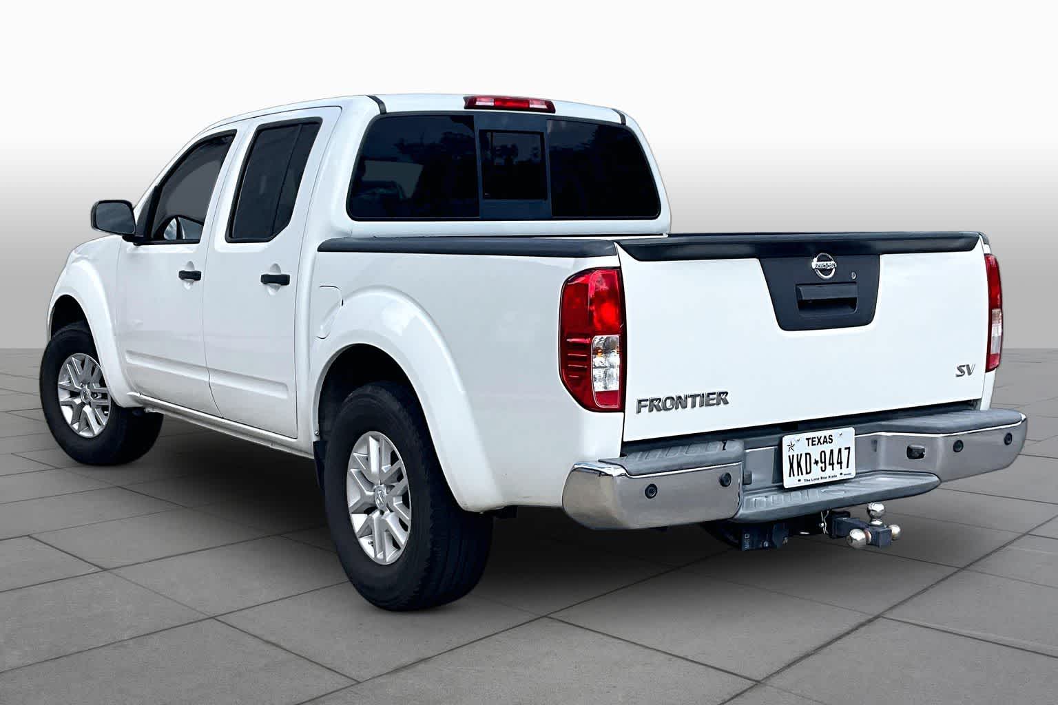 2016 Nissan Frontier SV Glacier White at AutoNation USA Houston