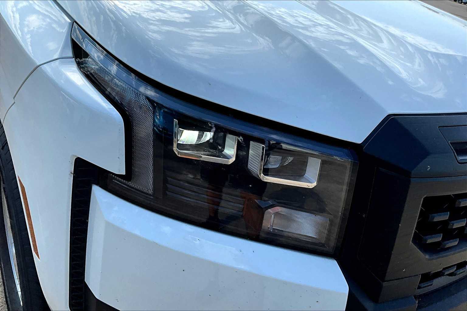 2026 Nissan Frontier S Glacier White at Sterling McCall Nissan