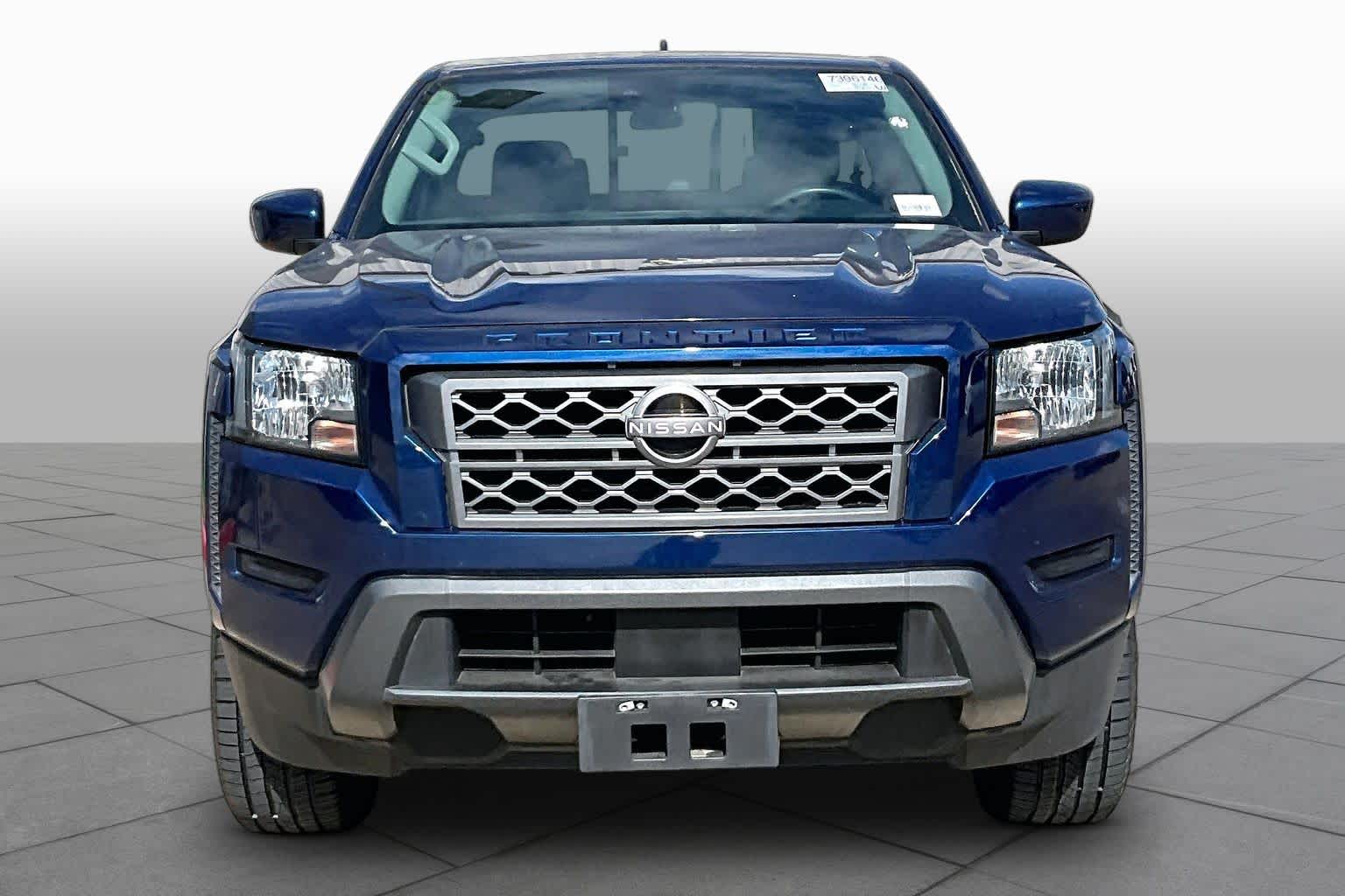 2022 Nissan Frontier SV - 3