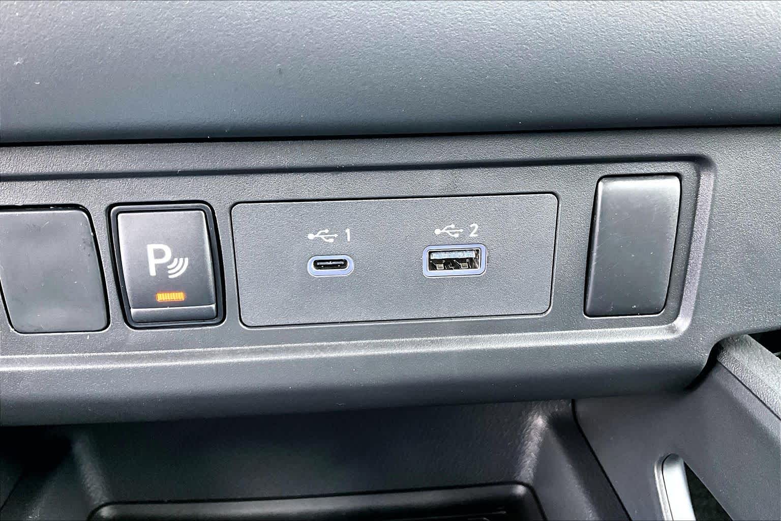 2027 Nissan Frontier photo 12 of 19