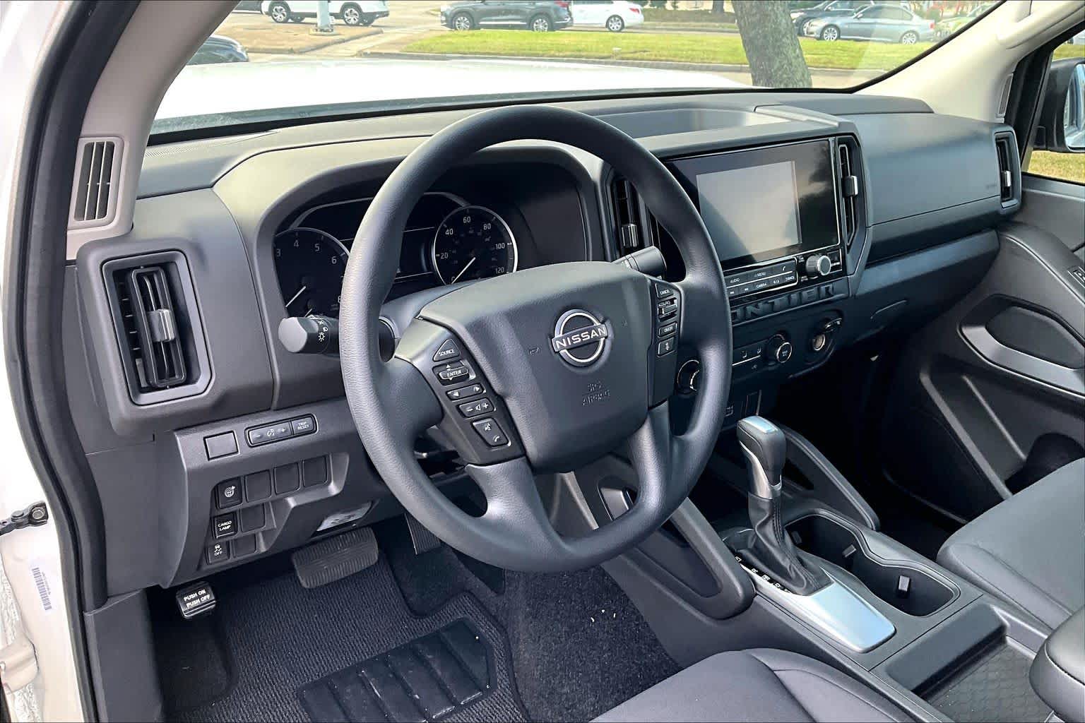 2025 Nissan Frontier S - 9