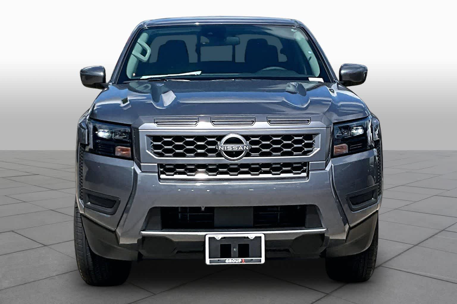 2027 Nissan Frontier photo 3 of 20