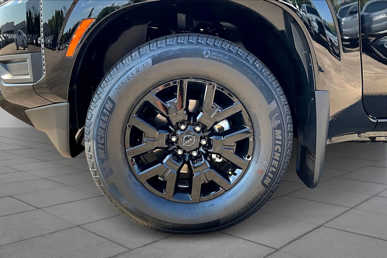 2026 Nissan Frontier SV - 8