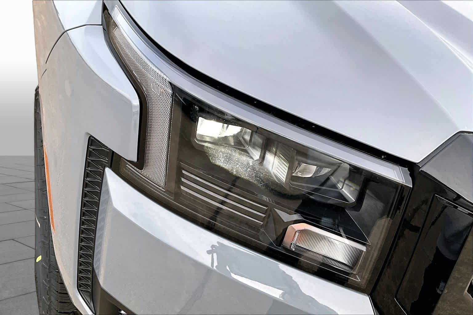 2027 Nissan Frontier photo 21 of 22
