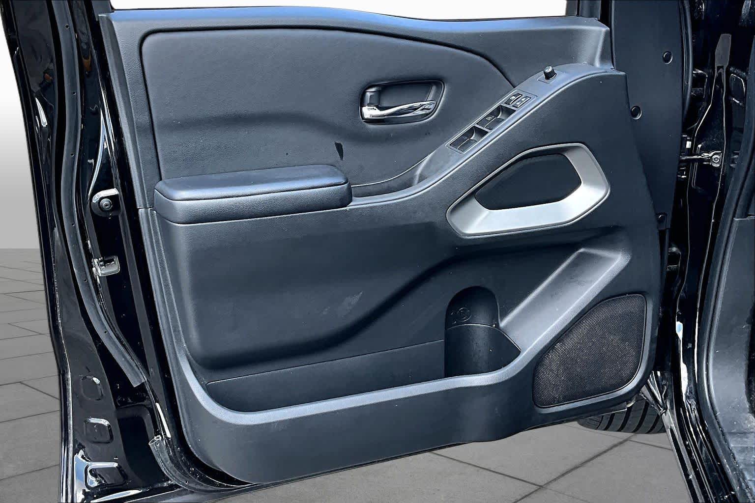 2025 Nissan Frontier SV Super Black at Honda of Clear Lake