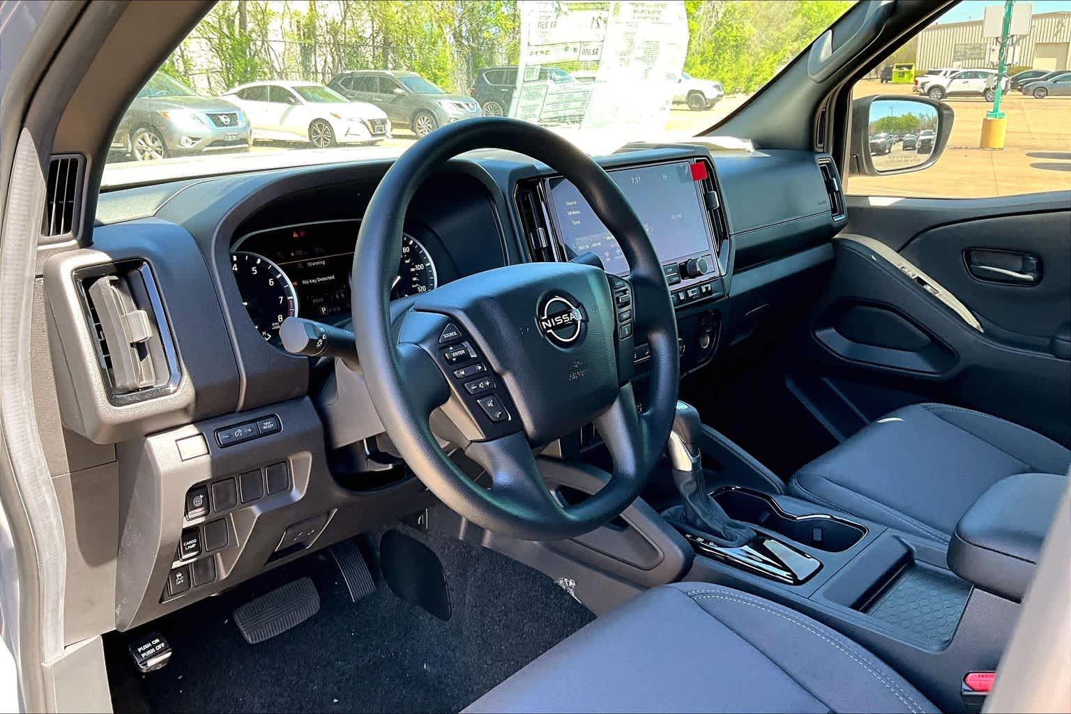 2026 Nissan Frontier SV - 9