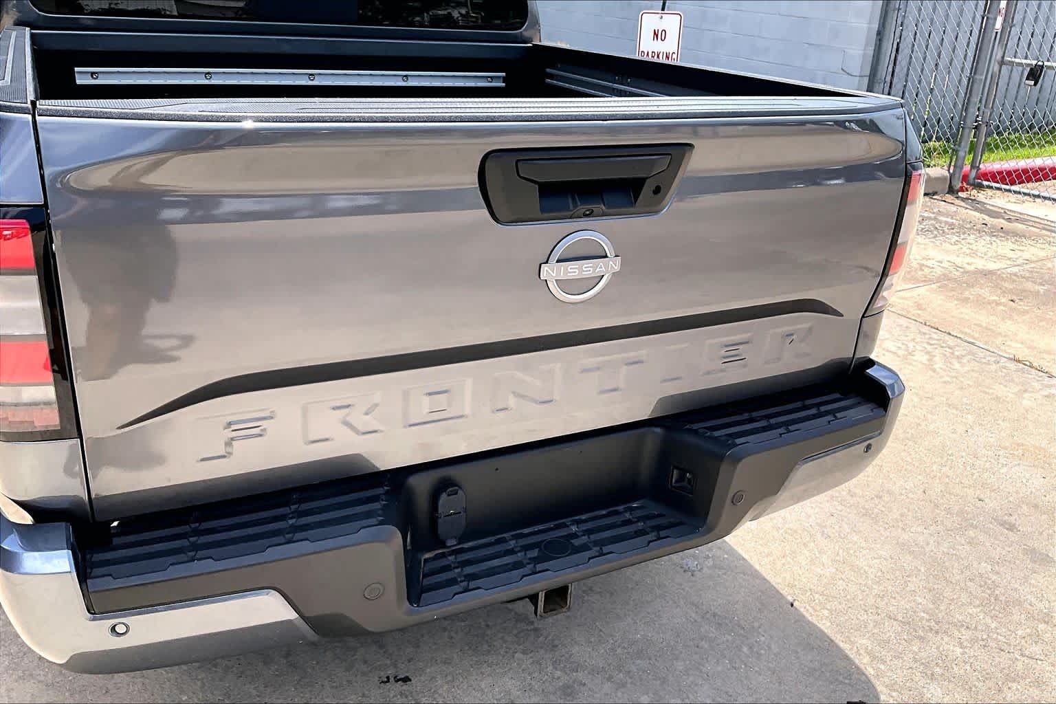 2025 Nissan Frontier SV Gun Metallic at Beck & Masten Kia