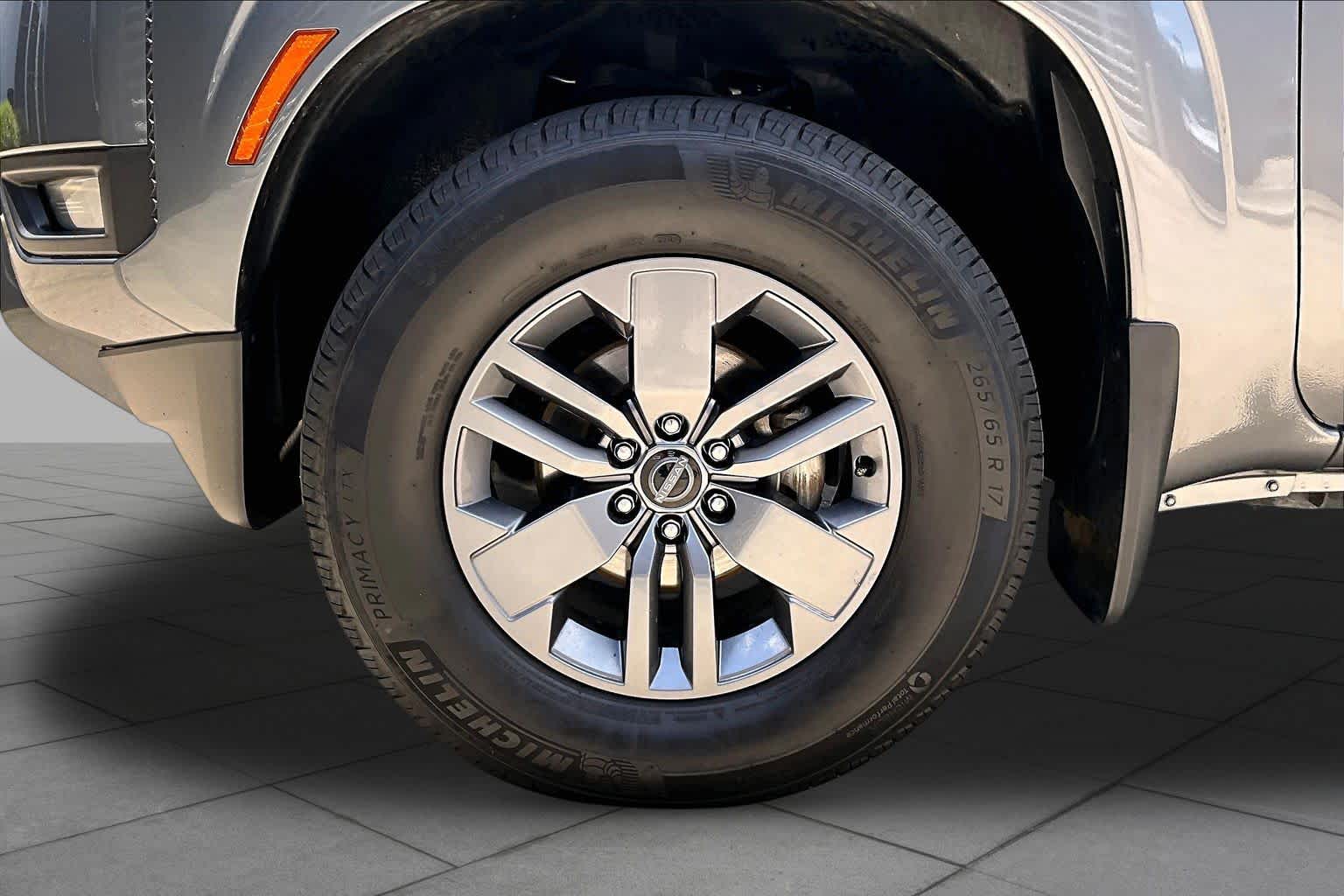2025 Nissan Frontier SV Gun Metallic at Beck & Masten Kia