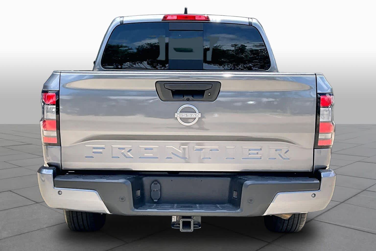2025 Nissan Frontier SV Gun Metallic at Beck & Masten Kia