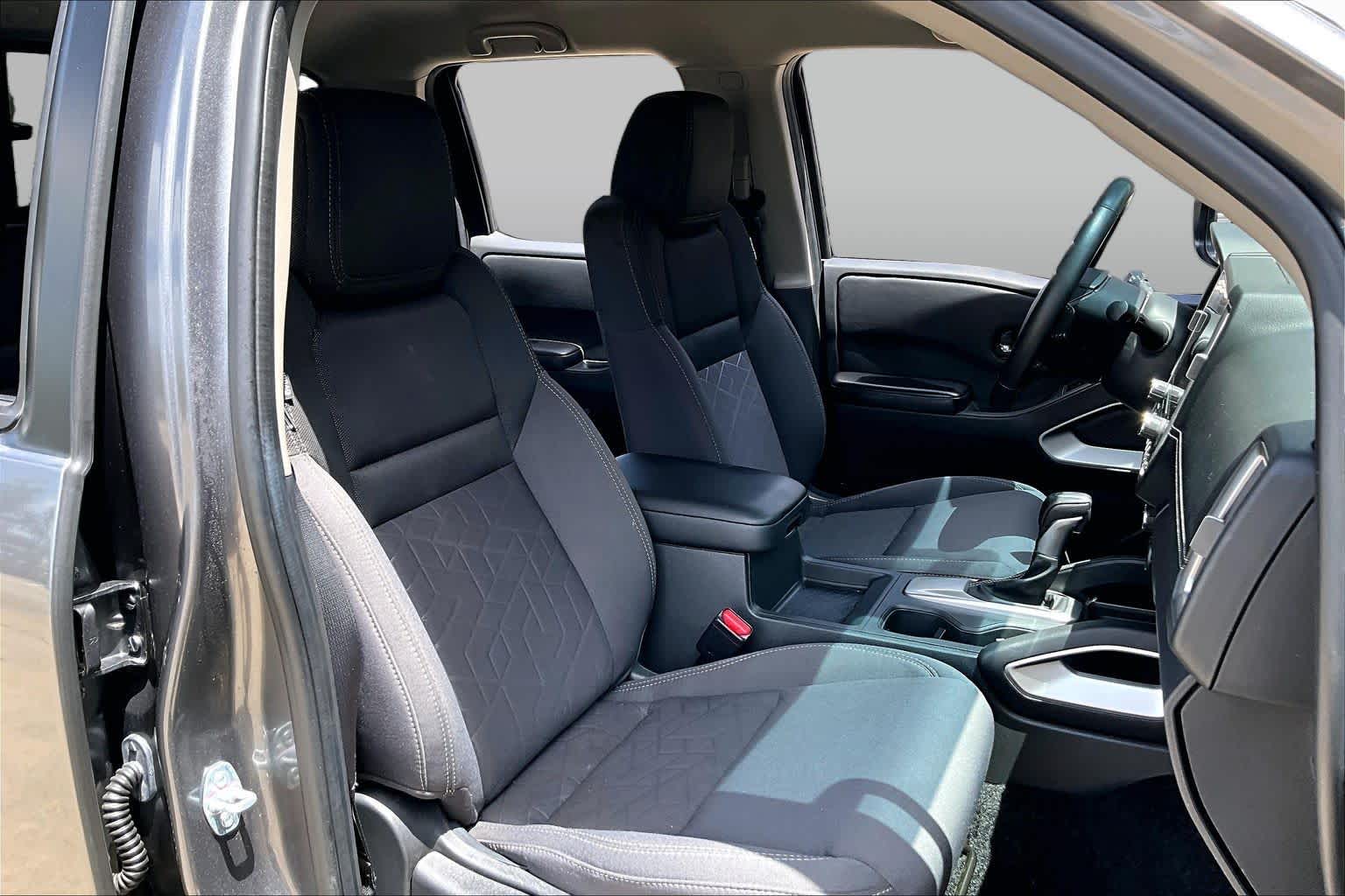 2025 Nissan Frontier SV Gun Metallic at Beck & Masten Kia