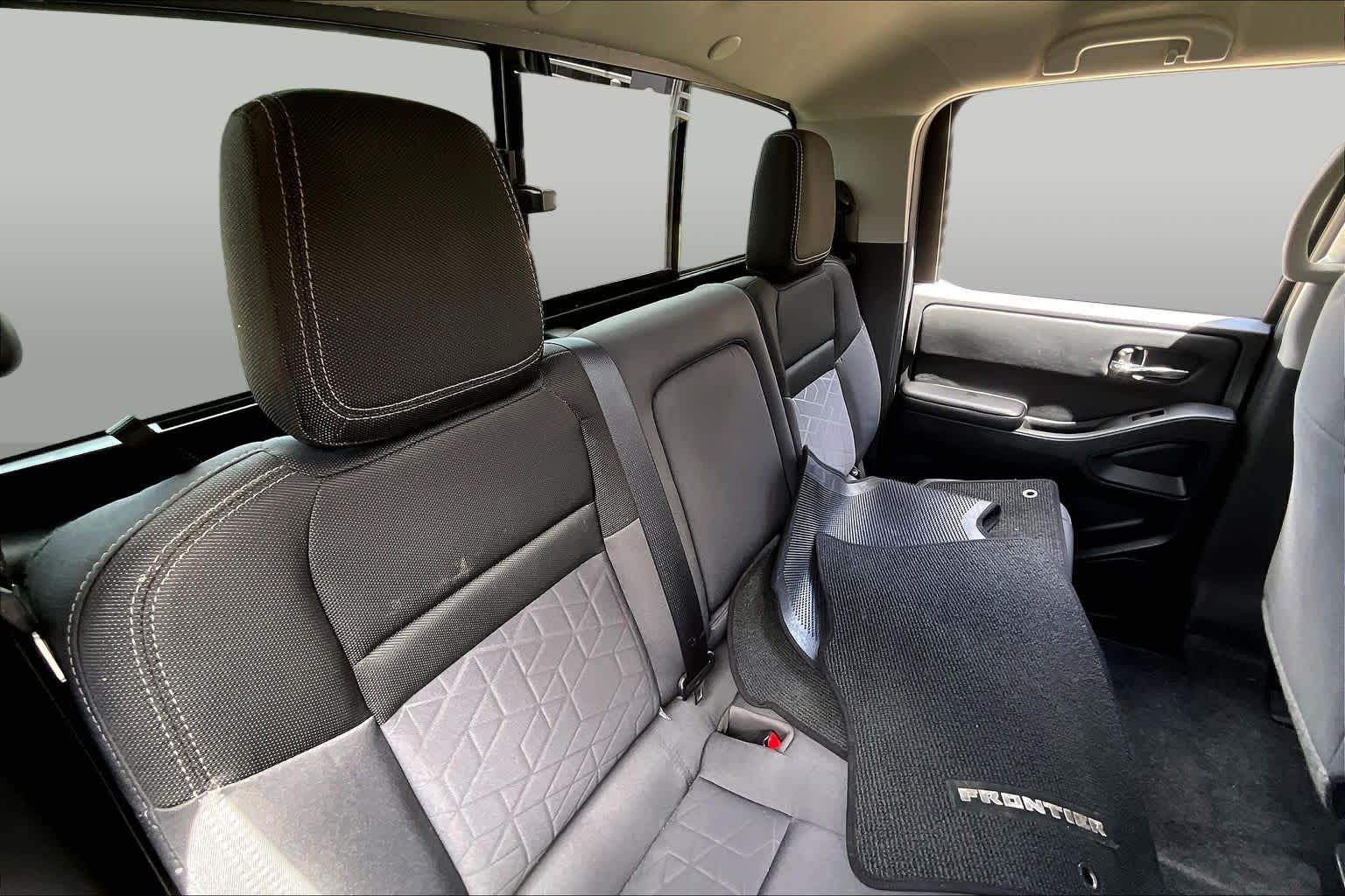2025 Nissan Frontier SV Gun Metallic at Beck & Masten Kia