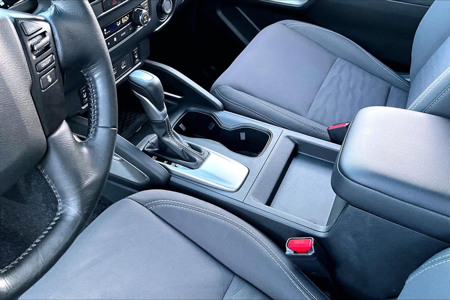 2023 Nissan Frontier photo 17 of 37
